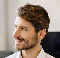Portrait de Michael Brennan, CTO et leader technologique dans la fintech et la cryptomonnaie